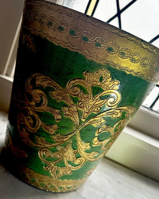 Now you know that you need a vintage Italian waste basket, from Florence