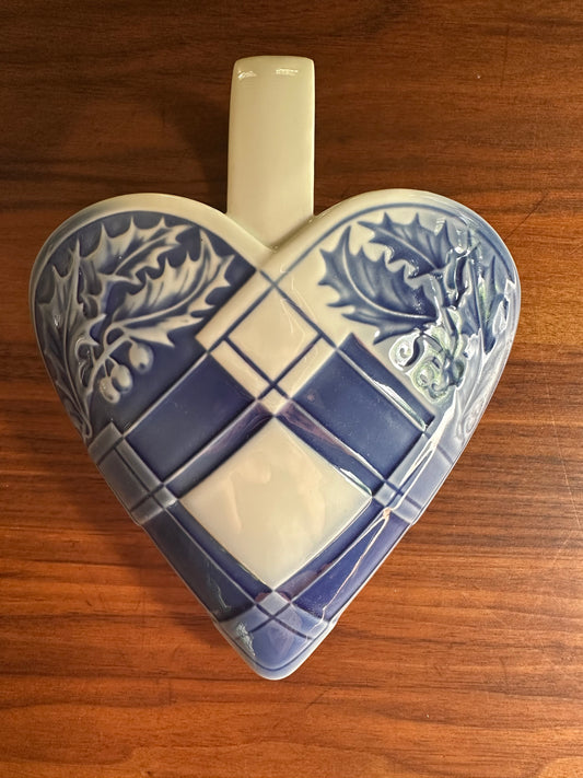 Bing & Grondahl porcelain heart, wall mount