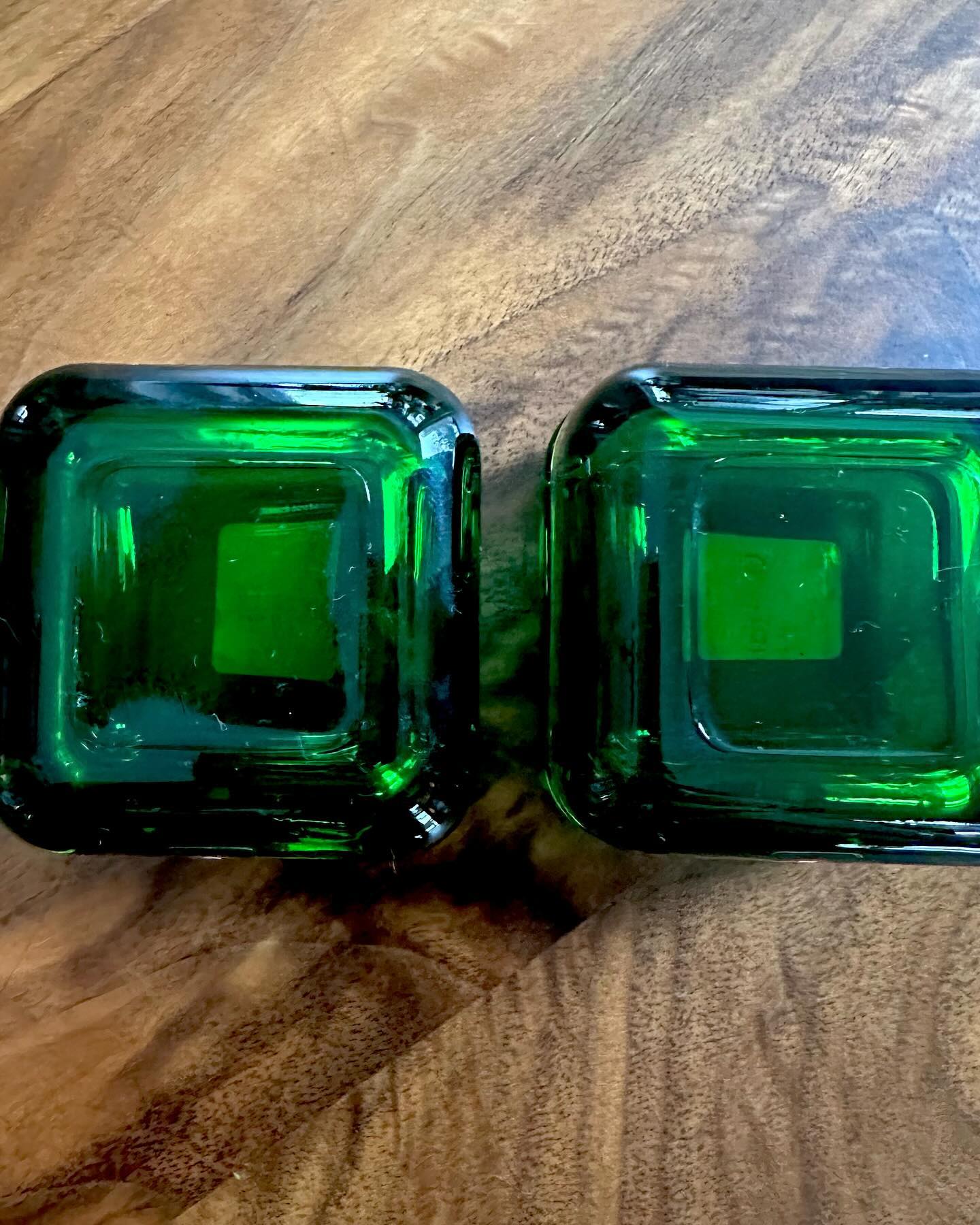 Vitriini by Iittala glass box series, green pair