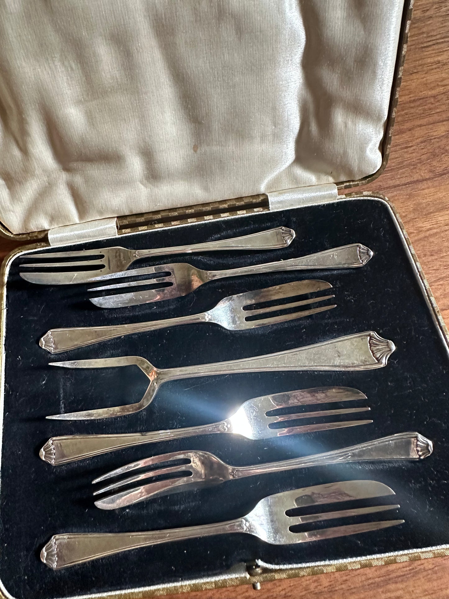 Antique Sterling desert set, in leather presentation box