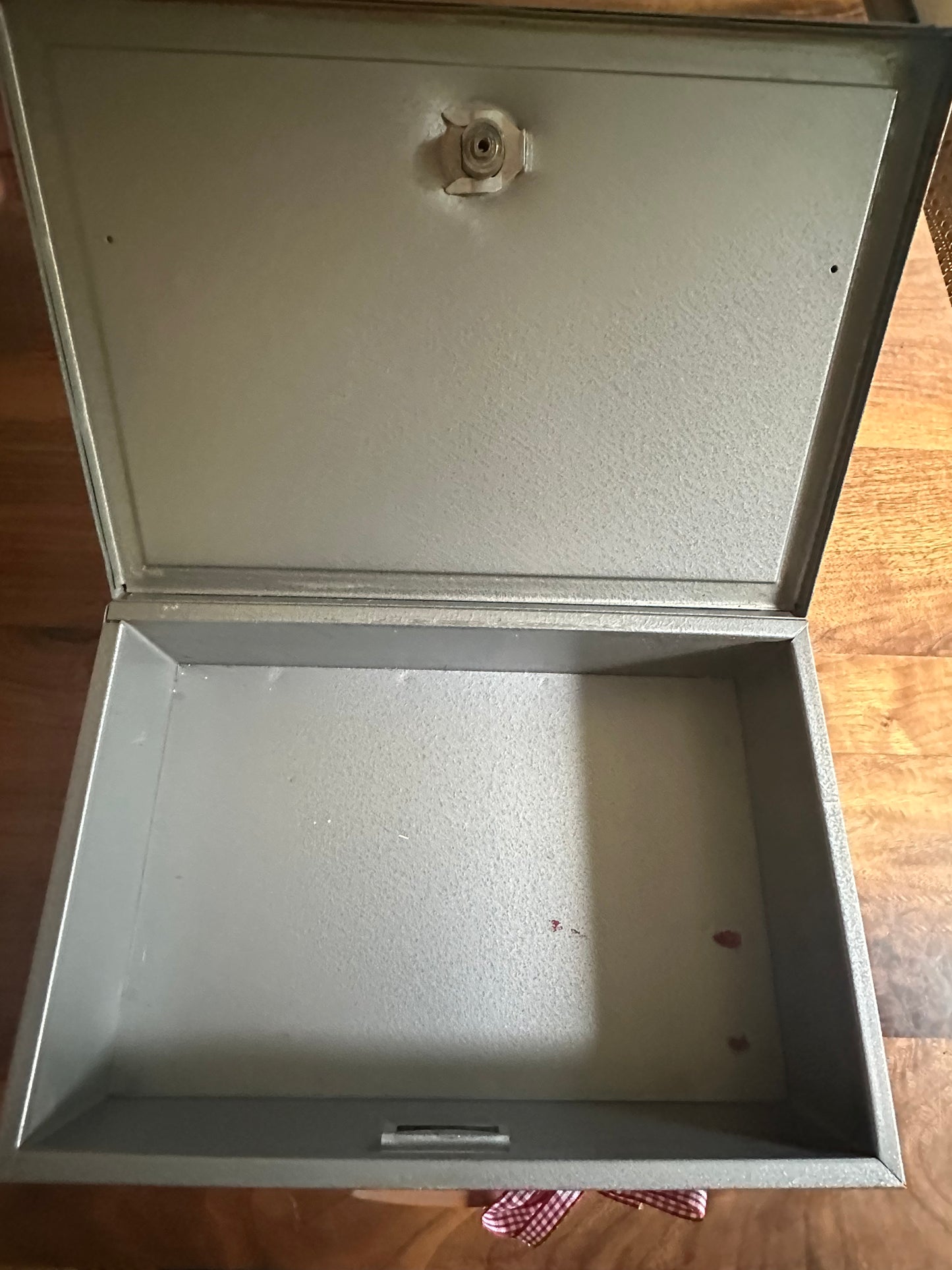 Vintage lock box for cash and valuables