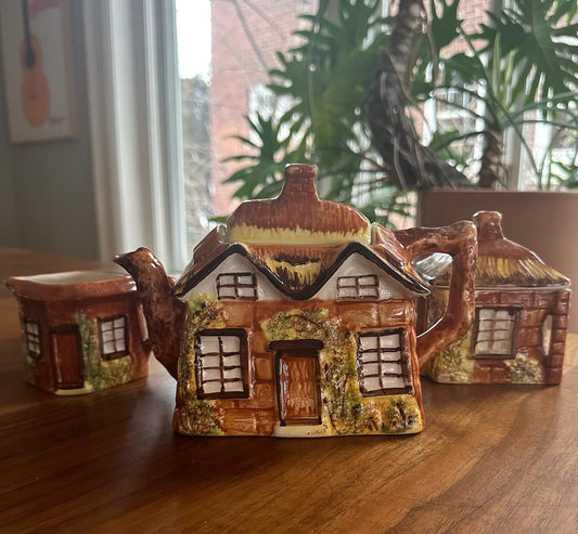 Antique tea pot, sugar, creamer set, England, Price Kensington Cottage Ware